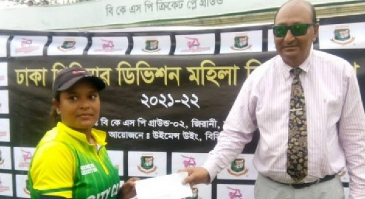অবাক ক্রিকেট বিশ্বঃ শূন্য রানে ৮ ব্যাটার , ২০৯ রানের বিশাল জয়