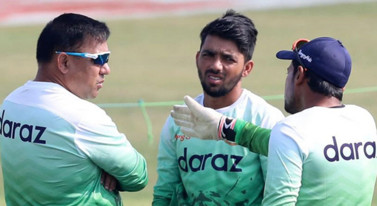 অবশেষে সাবেক অধিনায়ক মুমিনুলের ব্যাটিং ব্যর্থতার কারণ জানালেন সুজন