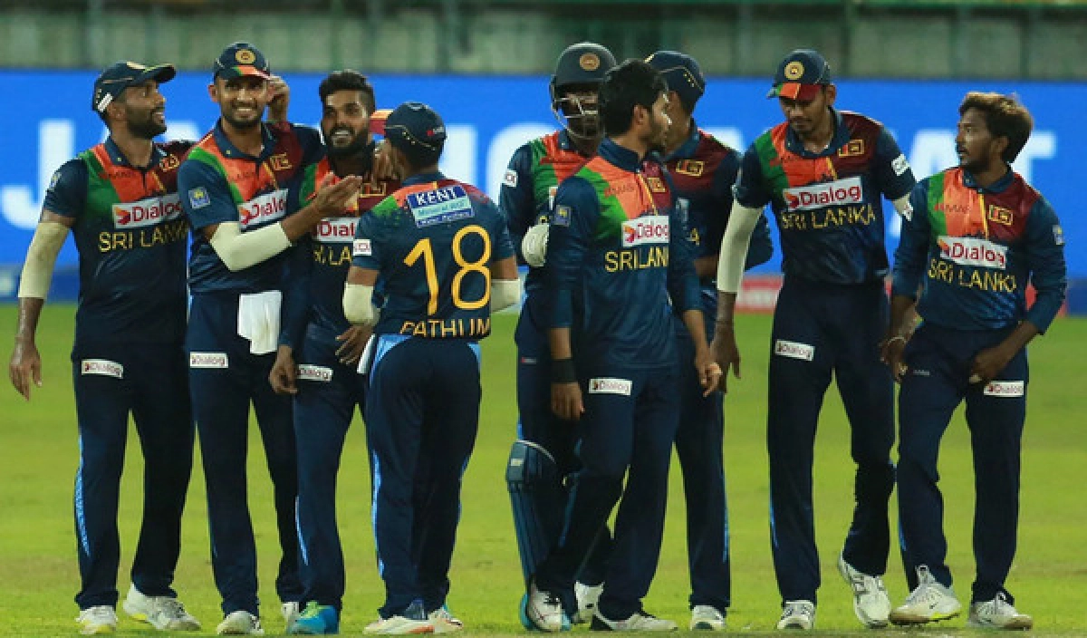 অভিজ্ঞ ও পরীক্ষিতদের দলে ফিরিয়ে অস্ট্রেলিয়ার মুখোমুখি হচ্ছে শ্রীলঙ্কা