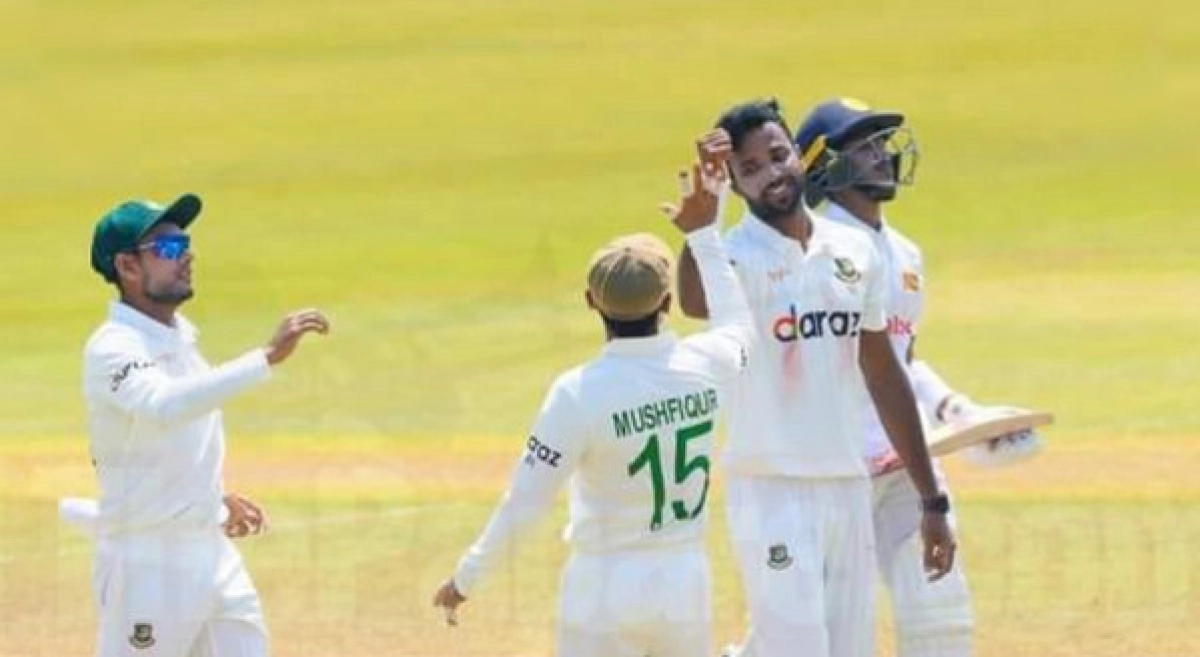 চন্দরপলের ছেলের অসাধারণ ব্যাটিংয়ের পর, ইবাদতের বোলিং তাণ্ডব