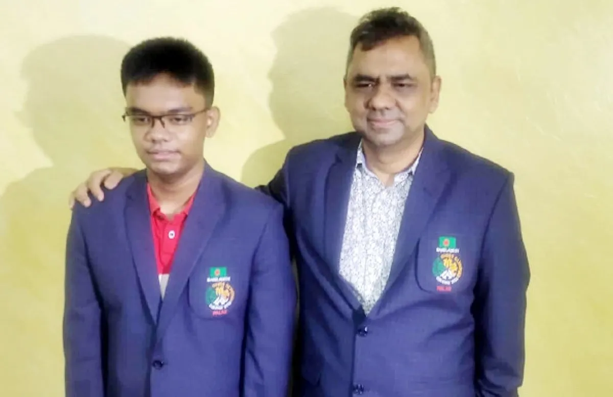 ইতিহাসে এই প্রথম জাতীয় দলে পিতা-পুত্র
