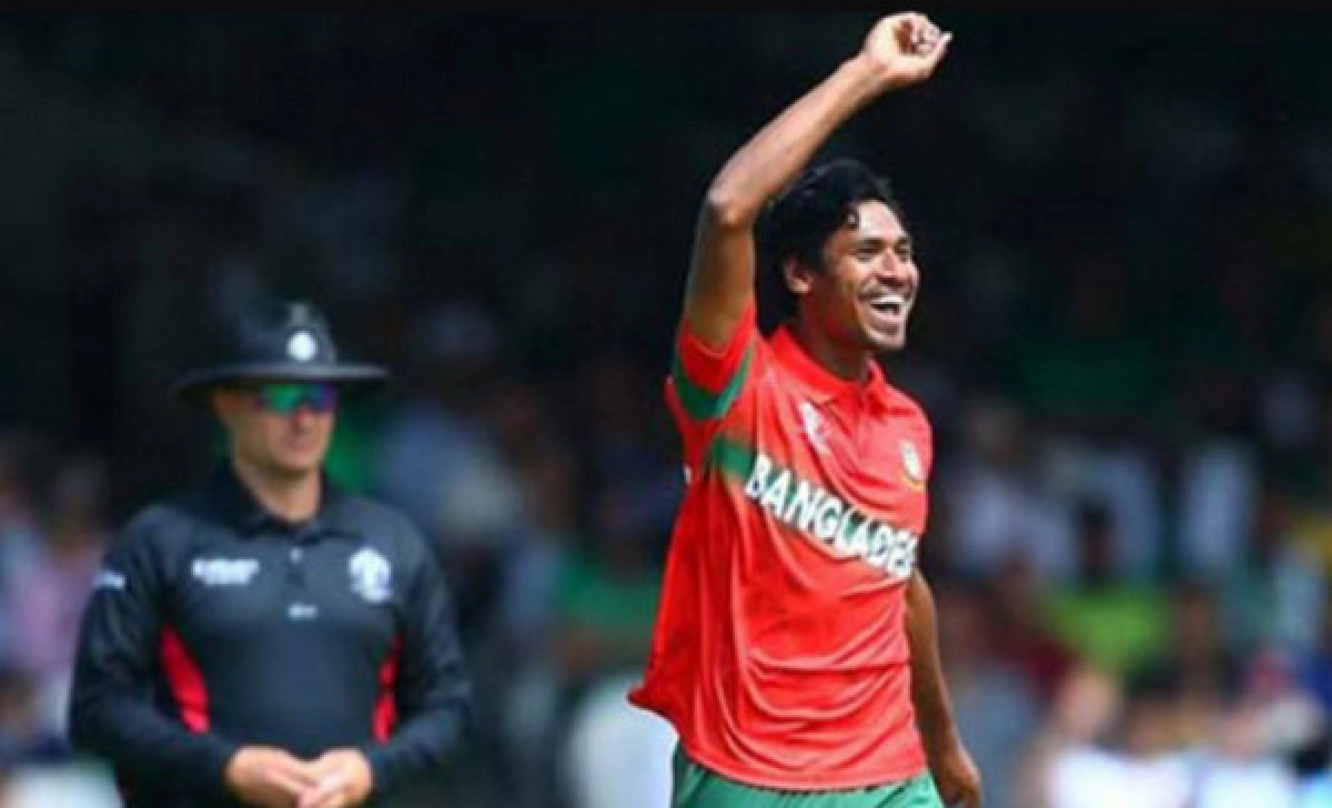 খেলার শুরুতেই দুর্দান্ত বোলিংয়ে উইকেট তুলে নিলেন মুস্তাফিজ, দেখেনিন সর্বশেষ স্কোর