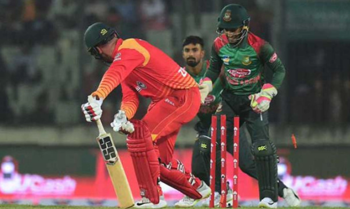 ২১ ওভার শেষে দেখেনিন জিম্বাবুয়ের সর্বশেষ স্কোর
