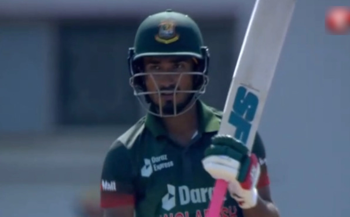 অবশেষে বিজয় ও আফিফের ব্যাটে বাংলাদেশের সম্মানজনক পুঁজি, দেখেনিন তাদের রান