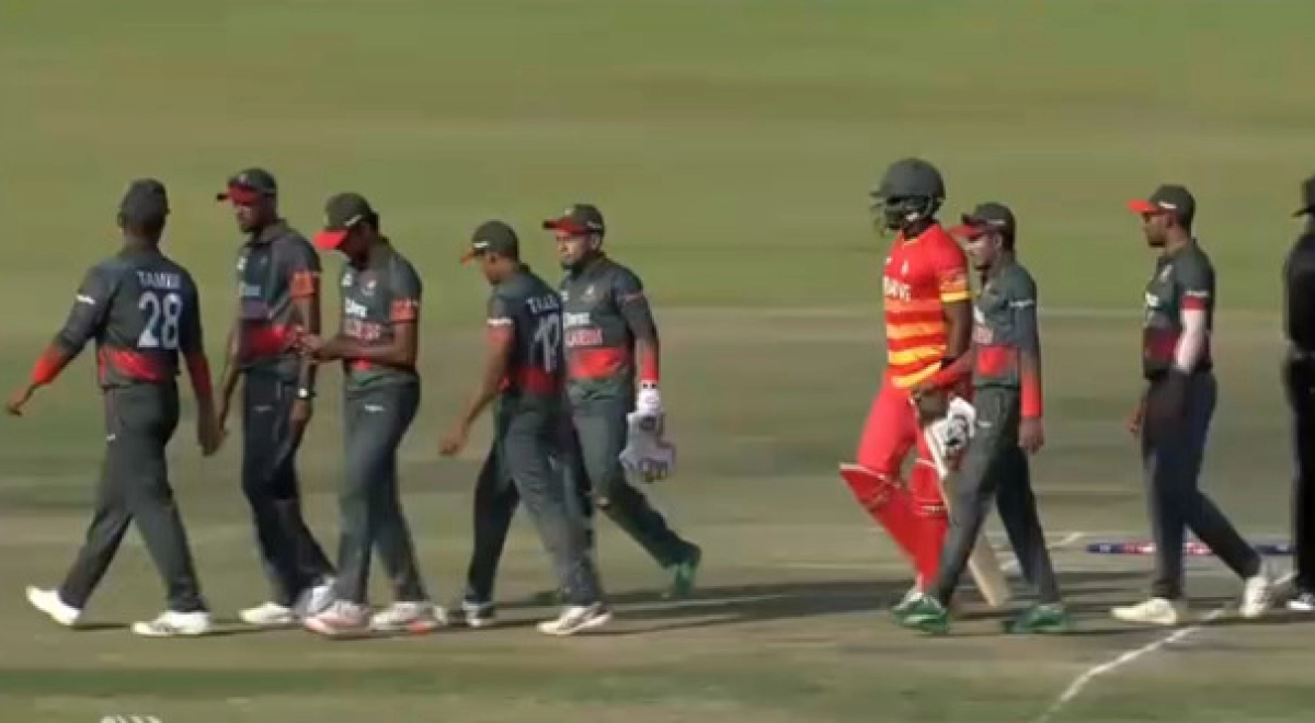 অবশেষে টান টান উত্তেজনার মধ্য দিয়ে শেষ হলো বাংলাদেশ-জিম্বাবুয়ের ওয়ানডে সিরিজ, দেখনিন ফলাফল