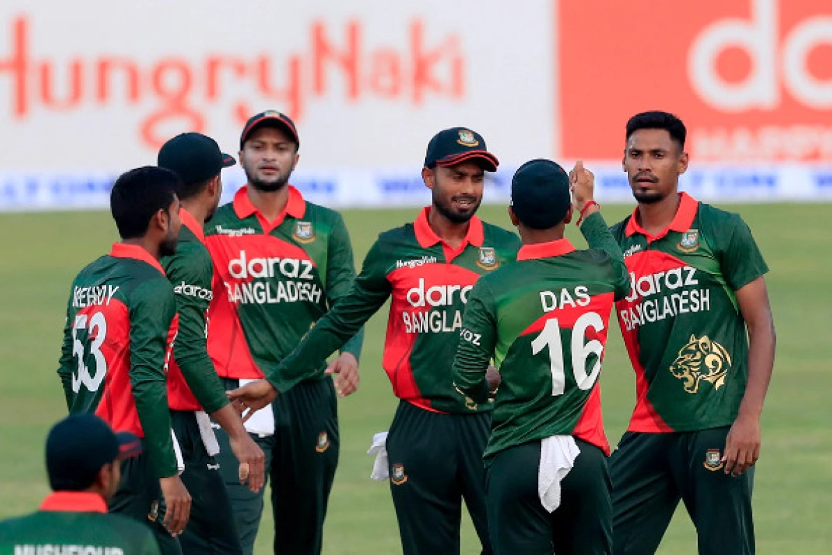 চমক দিয়ে বাংলাদেশের টি-২০ অধিনায়কের নাম ঘোষণা করলো বিসিবি