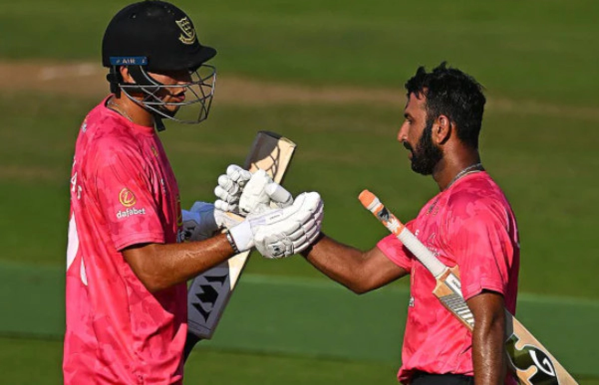 চোখ ধাঁধানো ব্যাটিং পারফরম্যান্সে সবাইকে তাক লাগিয়ে দিলেন পুজারা