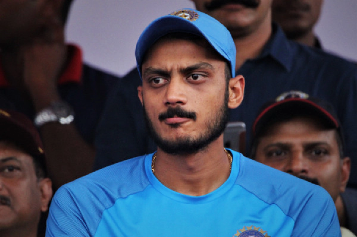 অক্ষর প্যাটেল দলে জায়গা হারাচ্ছেন তারই এক সতীর্থের কারণে