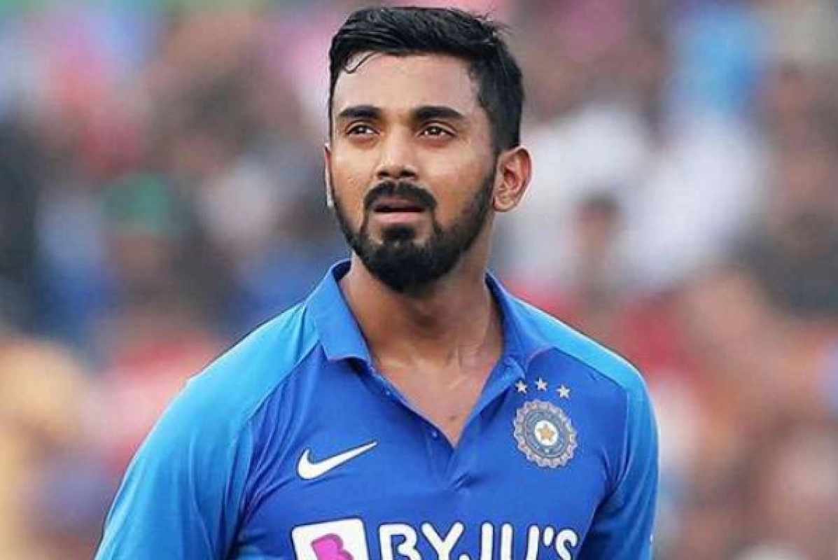 জাতীয় সঙ্গীতের আগে অদ্ভুদ কান্ড ঘটালেন রাহুল, জোর আলোচনা ভারত অধিনায়কের