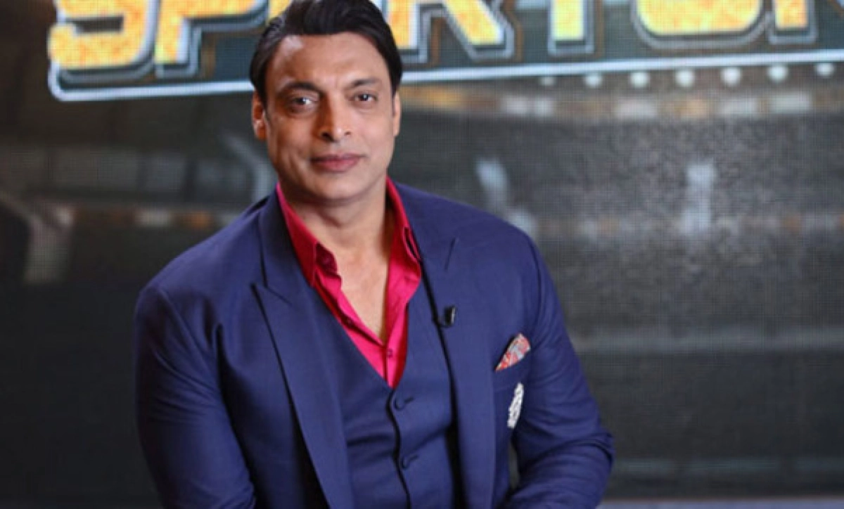‘এখনও ৩০ টা সেঞ্চুরি করতে হবে ওকে’ : শোয়েব আখতার