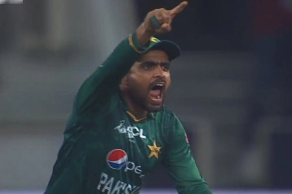 ফাইনালে এসে হার, যাদেরকে দায়ি করলেন অধিনায়ক বাবর আজম