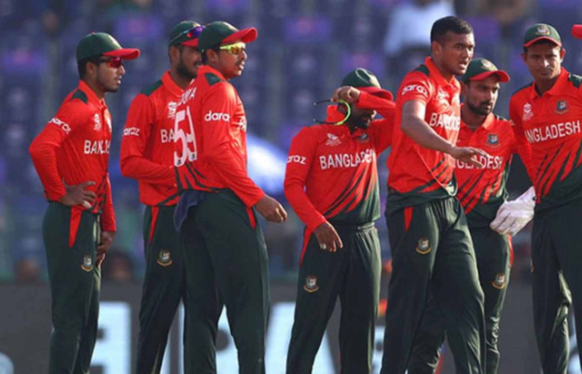 অধিানয়কে ছাড়াই দেশ ত্যাগ করছে টাইগাররা