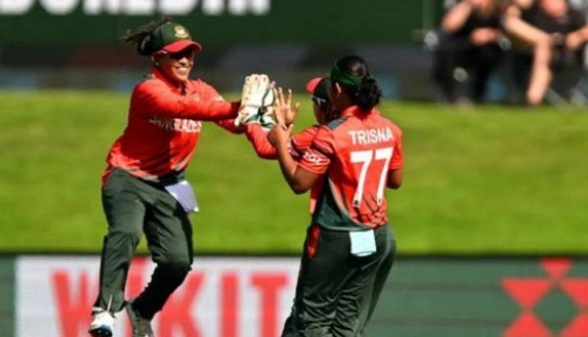 টি-টোয়েন্টি অভিষেকেই হ্যাটট্রিক করলেন তৃষ্ণা
