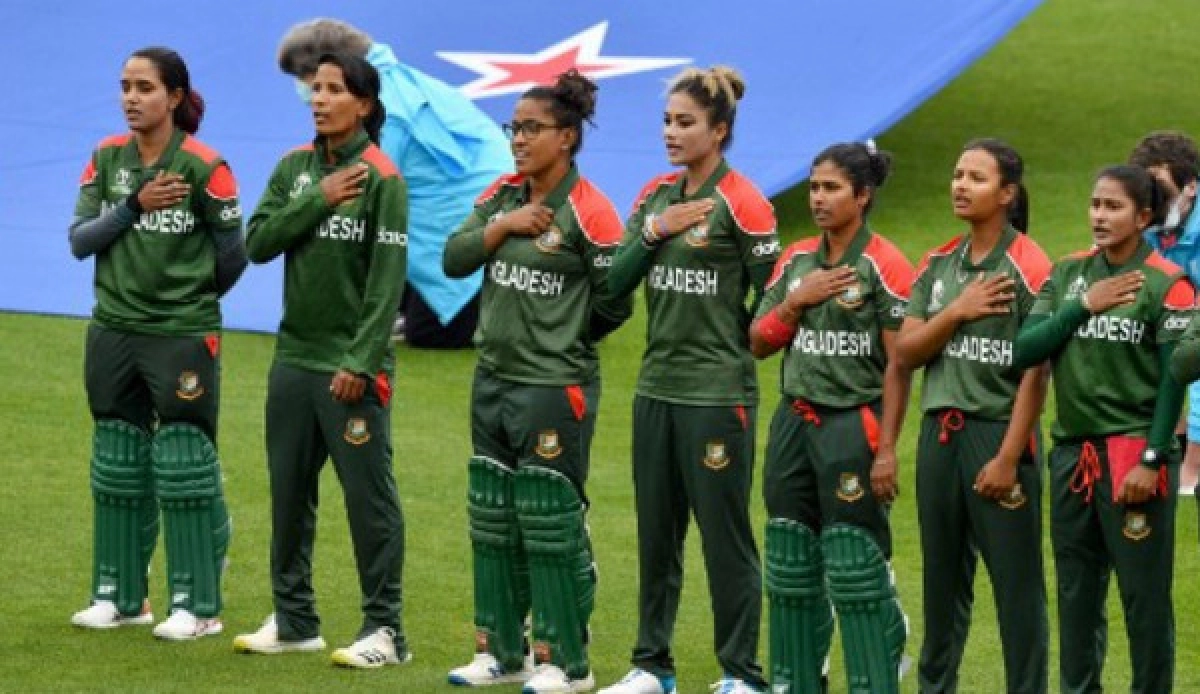 টানা তৃতীয় জয়ের আশায় আজ দুপুরে ভারতের বিপক্ষে মাঠে নামছে বাংলাদেশ