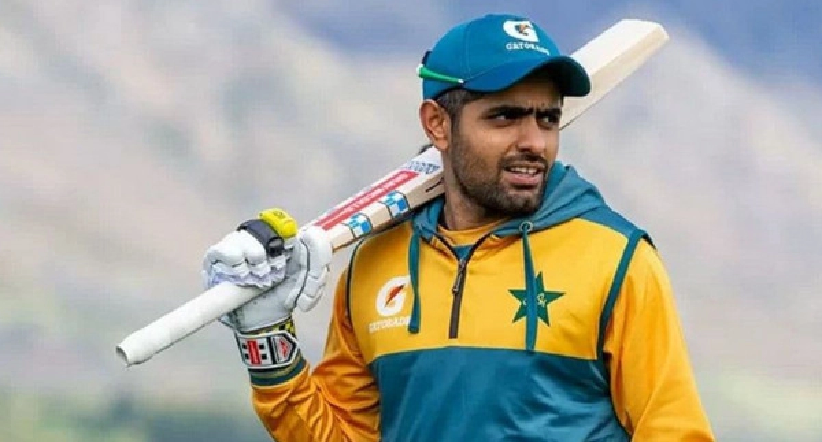 বাবর কে নিয়ে যা বললেন বিশ্ব কাপ জয়ী তারকা