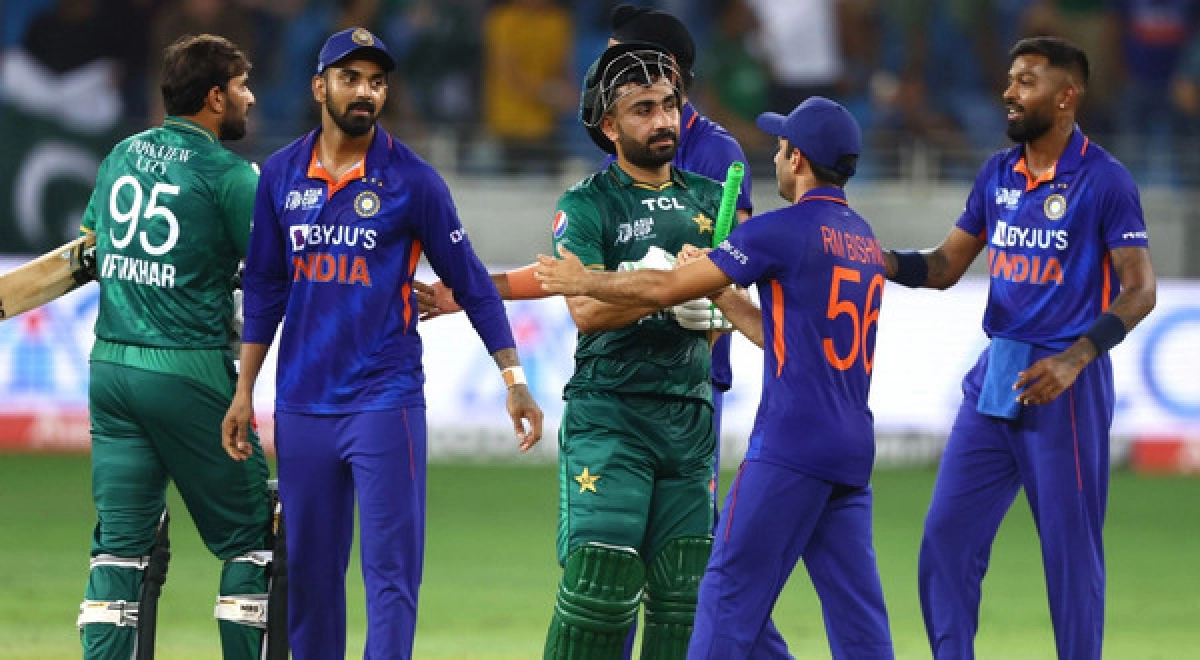 দেড় দশক পর পাকিস্তানে খেলতে যাচ্ছে ভারত