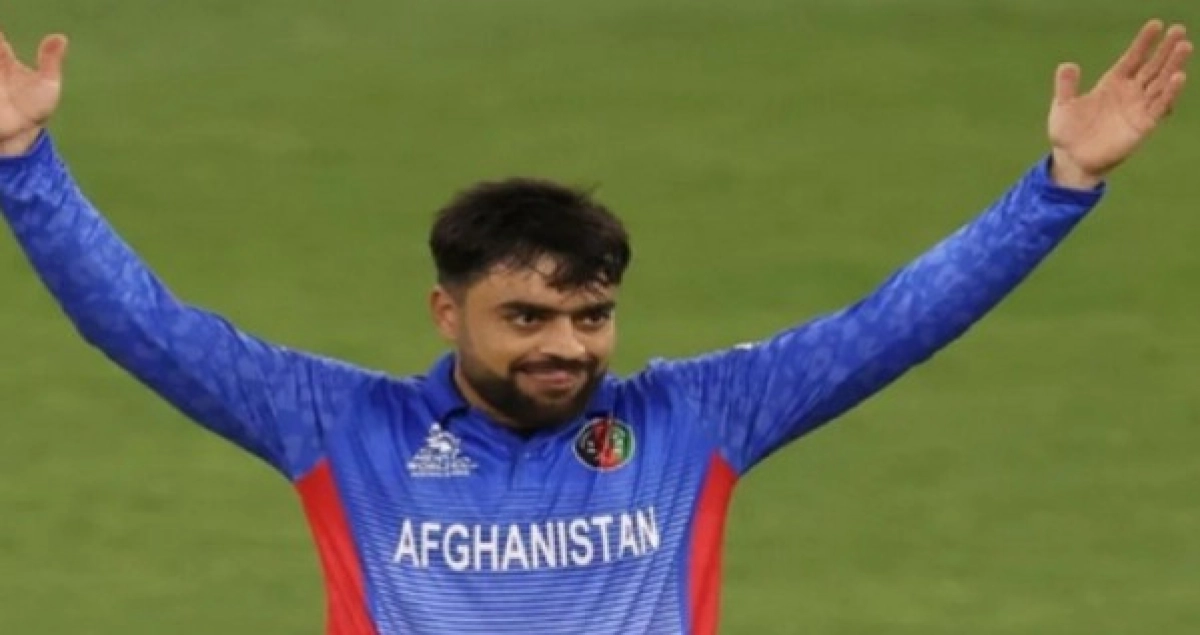 আবারও সবাইকে ছাড়িয়ে গেলেন রশিদ দশে ঢুকে গেলেন কোহলি
