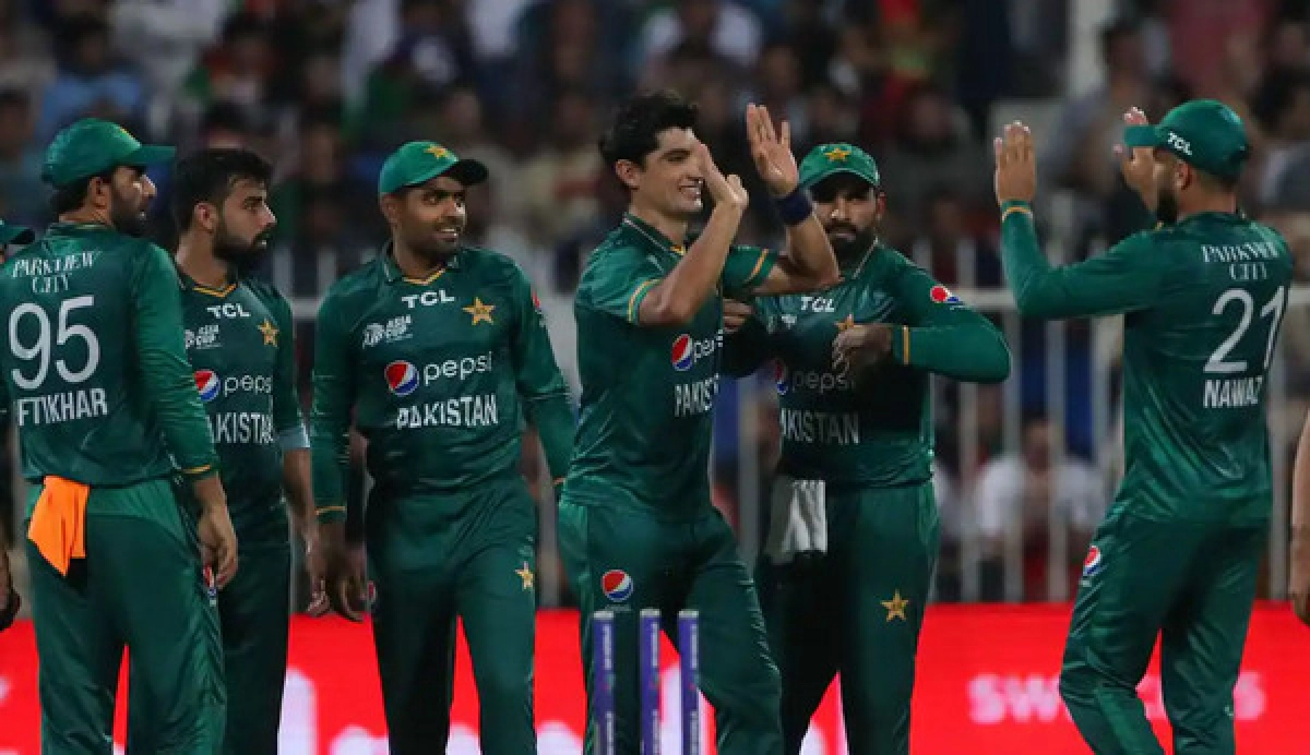 আবারও শেষ ওভারে জিম্বাবুয়ের কাছে পাকিস্তানের লজ্জার হার