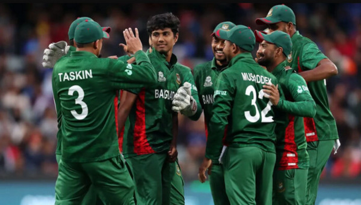 শেষ টি-২০ বিশকাপঃ সাকিব ছাড়াই আজই অস্ট্রেলিয়া ছাড়ছে বাংলাদশ দল