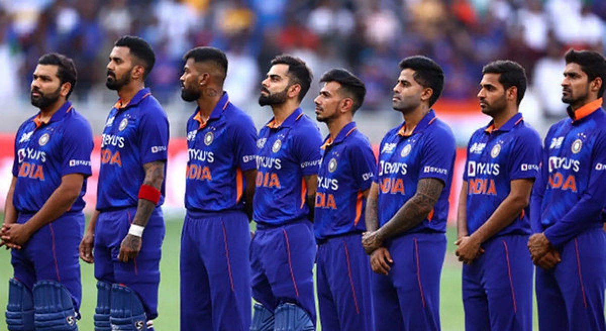 সিরিজ শুরুর আগে ছিটকে গেলেন ভারতীয় তারকা ক্রিকেটার