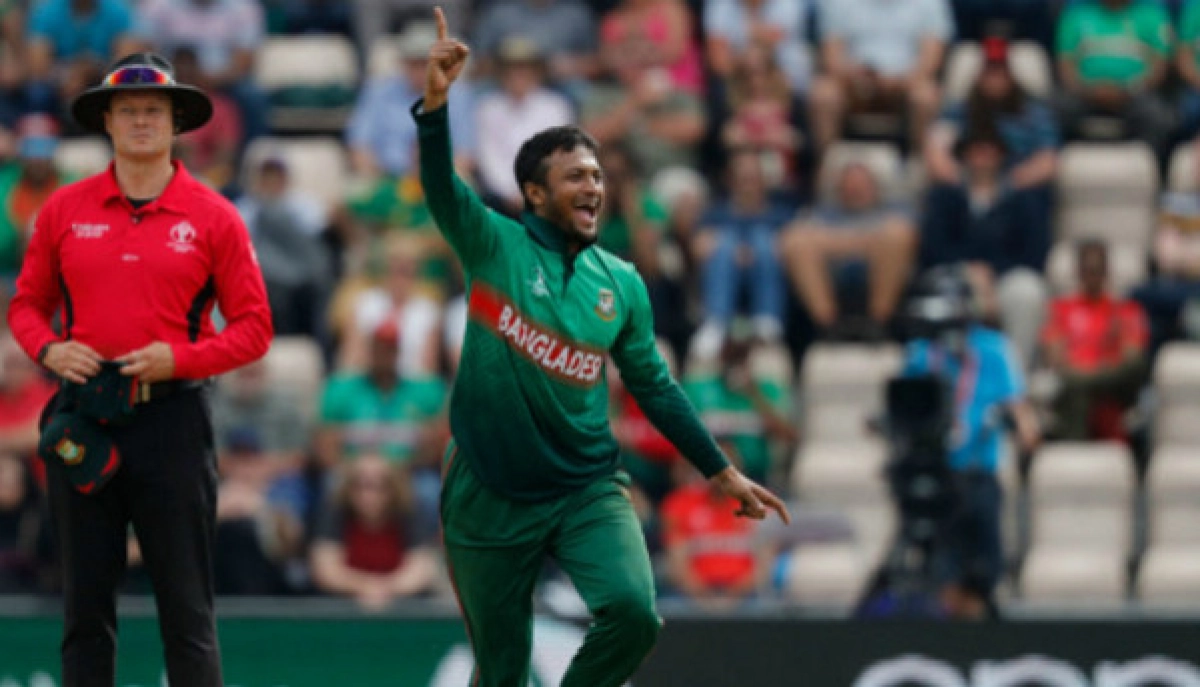 ভারতের জড়া উইকেট তুলে নিল সাকিব, দেখুন সর্বশেষ স্কোর