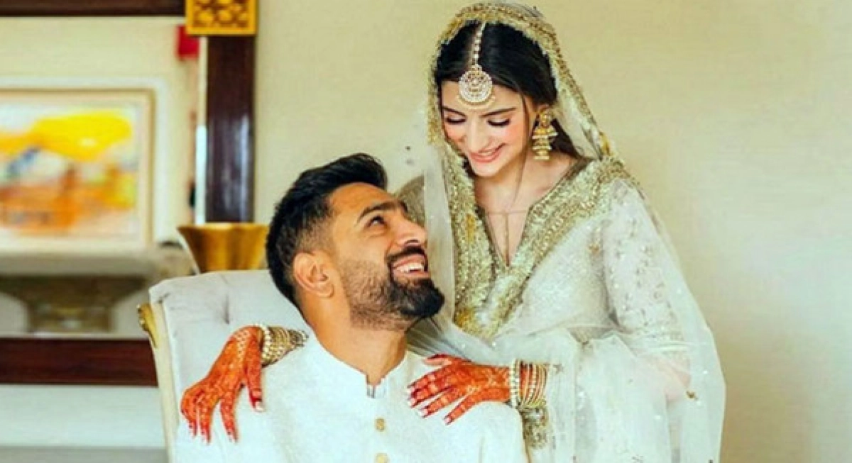 বিয়ে করলেন পাক তারকা হারিস রউফ