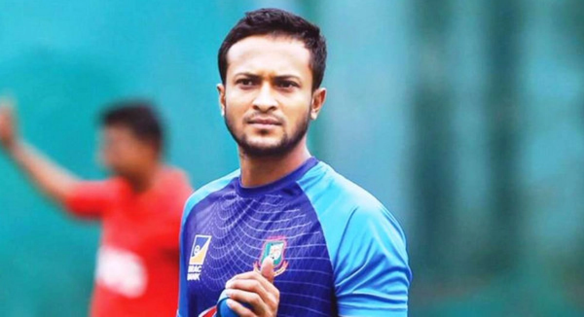 সাকিব এমন অদ্ভুত চাওয়ায় কেঁপে গেল গোটা বাংলাদেশ ক্রিকেট