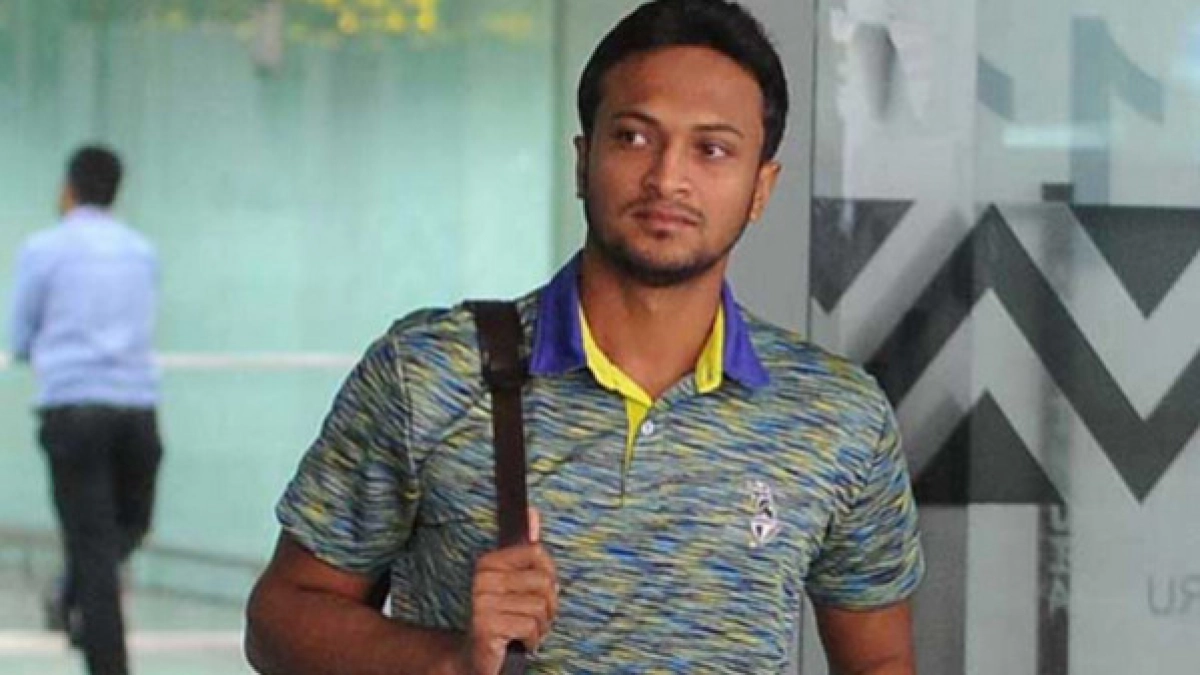 হঠাৎ যে কারনে বিপিএল ছেড়ে দেশ ছাড়লেন সাকিব আল হাসান