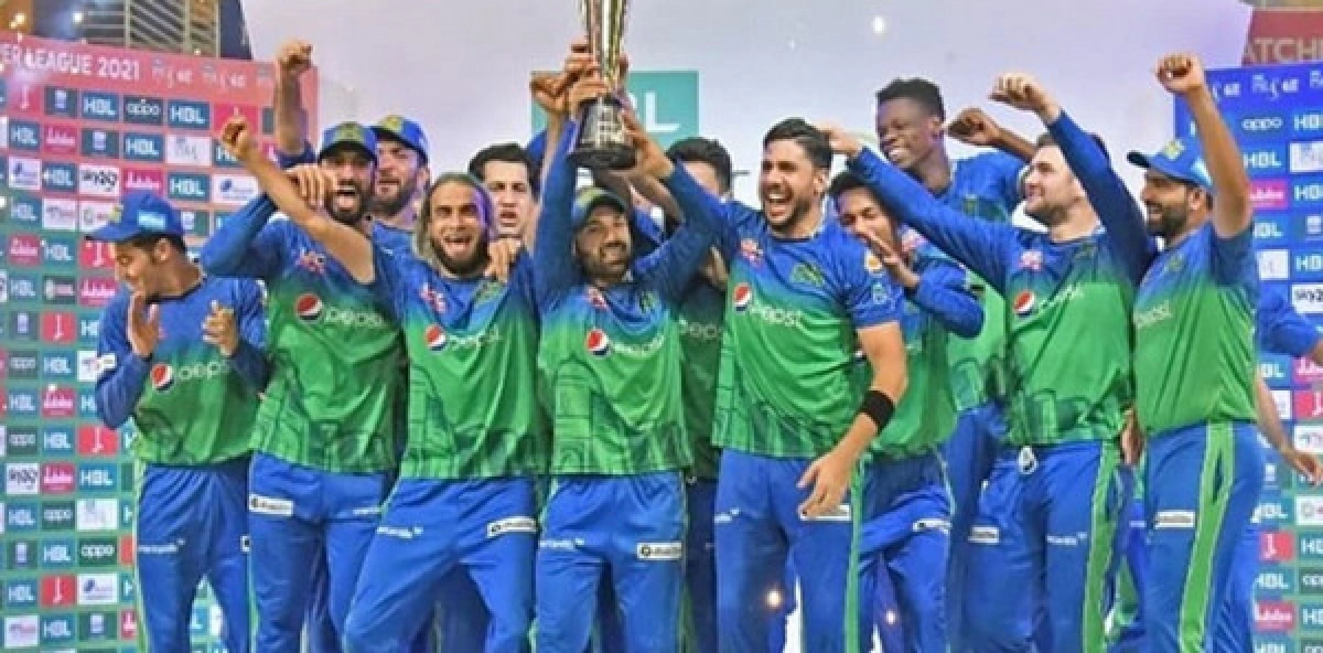 অবিশ্বাস্য কারনে ২ বছর নিষিদ্ধ পাক তারকা আফ্রিদি