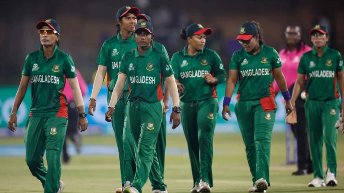 বাঁচামরার লড়াইয়ে নামছে বাংলাদেশের মেয়েরা