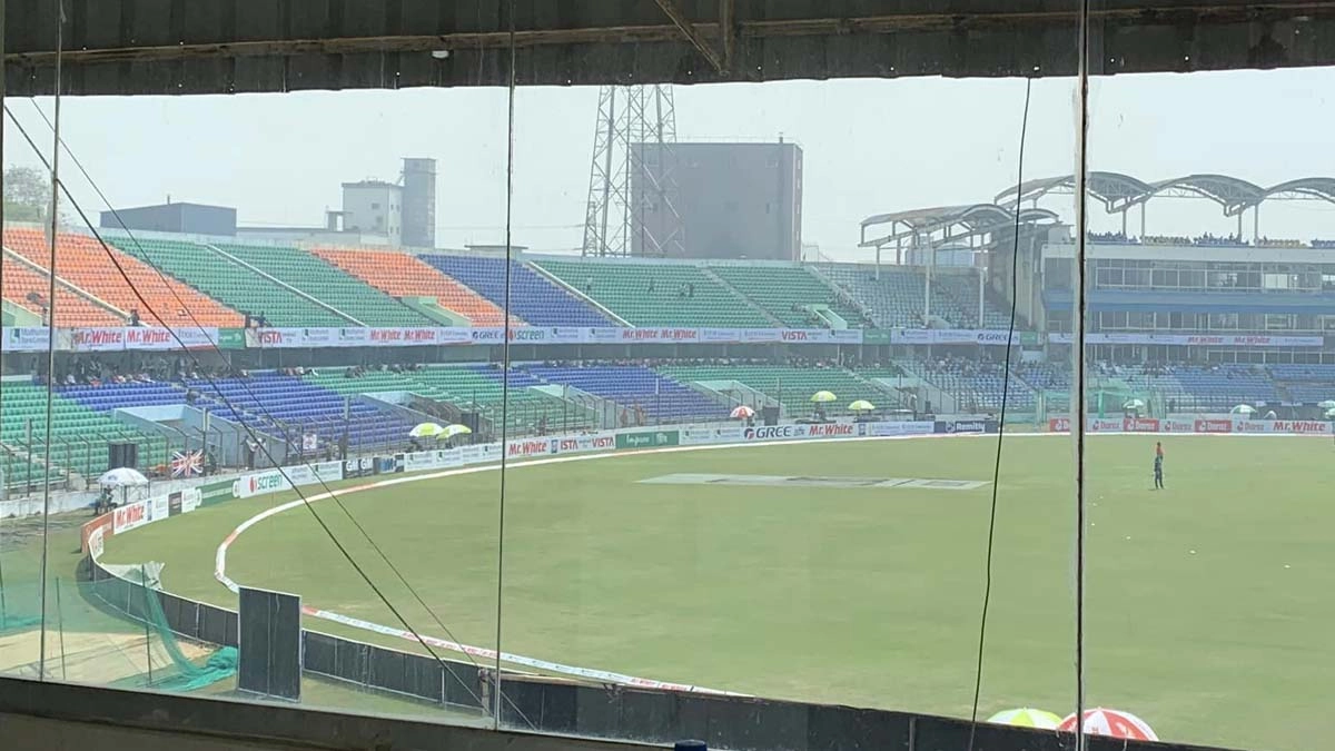 চট্টগ্রামে দর্শক নেই, মাইকিং করেও টিকিট বিক্রি হয়নি