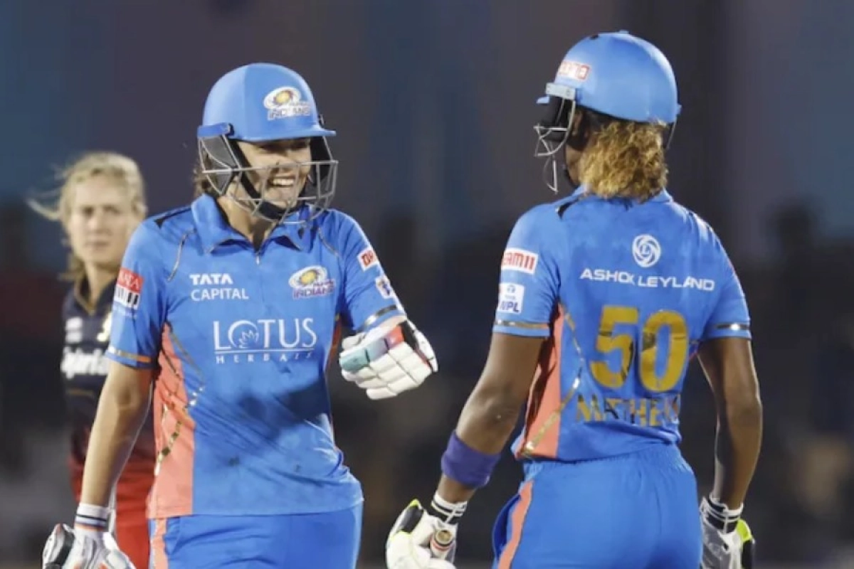 মুম্বাইয়ের দুরন্ত জয়, ফের হারল মন্ধানার ছন্দহীন বেঙ্গালুরু