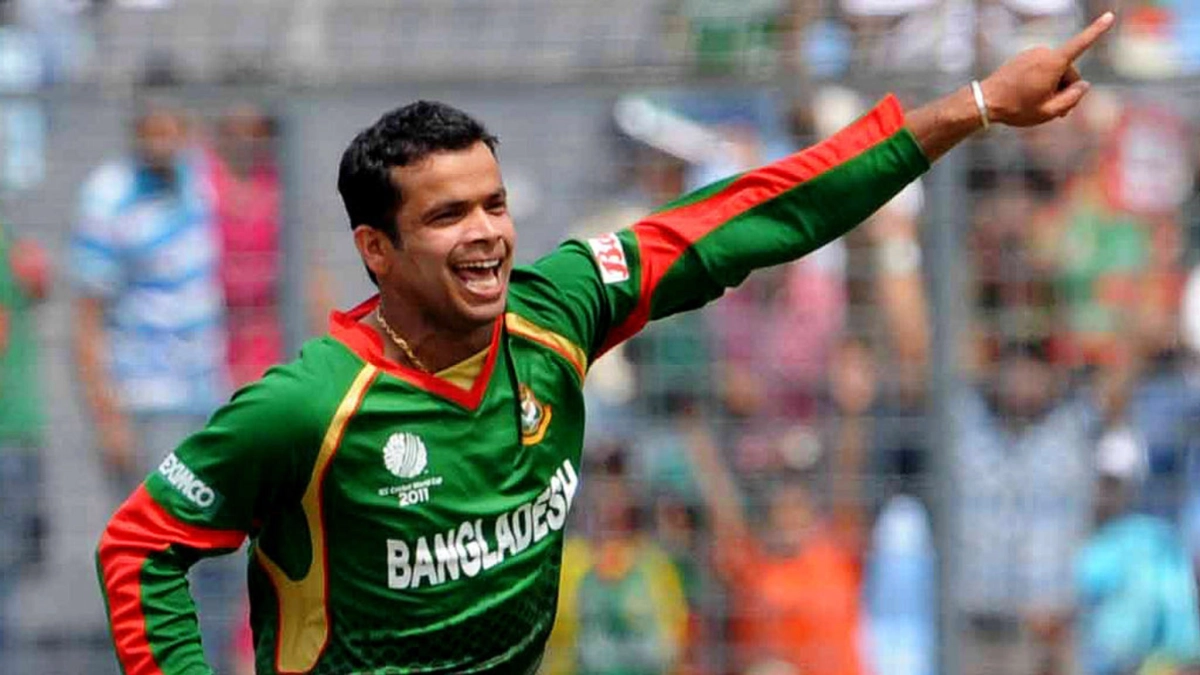 বাংলাদেশি স্পিনার ঘূর্ণি যাদুতে তাক লাগালেন বিশ্বকে