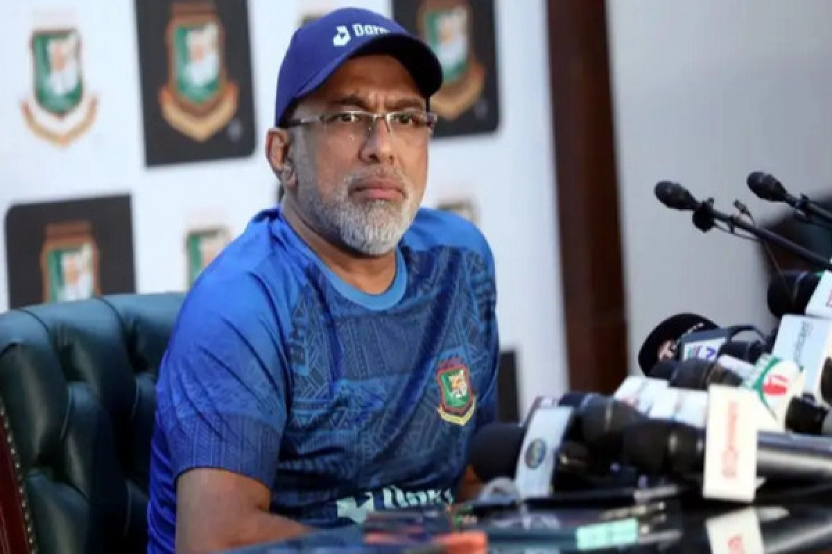 টাইগার প্রধান কোচ আফিফ-রিয়াদকে বিশ্বকাপ দলের বাইরে রাখার ইঙ্গিতিই দিচ্ছেন