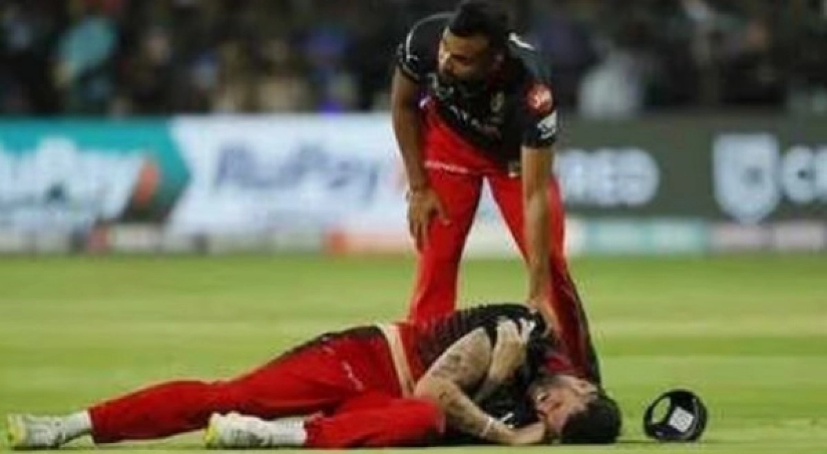 তারকা ক্রিকেটার হারিয়ে চরম বিপদে রয়্যাল চ্যালেঞ্জার্স ব্যাঙ্গালোর