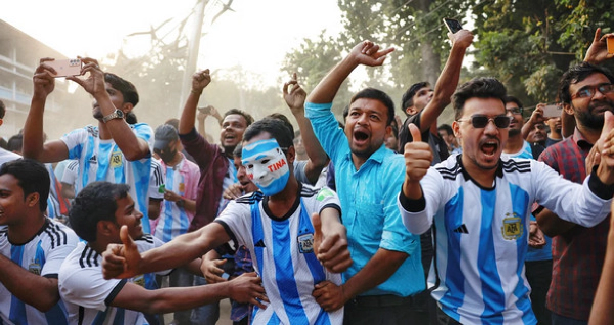৩ গোলের ম্যাচে আর্জেন্টিনার বিশাল জয়