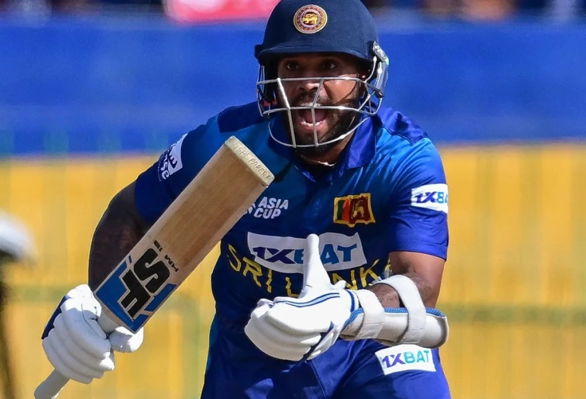 এক পরিবর্তন নিয়ে সাকিব, ১৮ ওভার শেষে দেখেনিন শ্রীলঙ্কার সর্বশেষ স্কোর