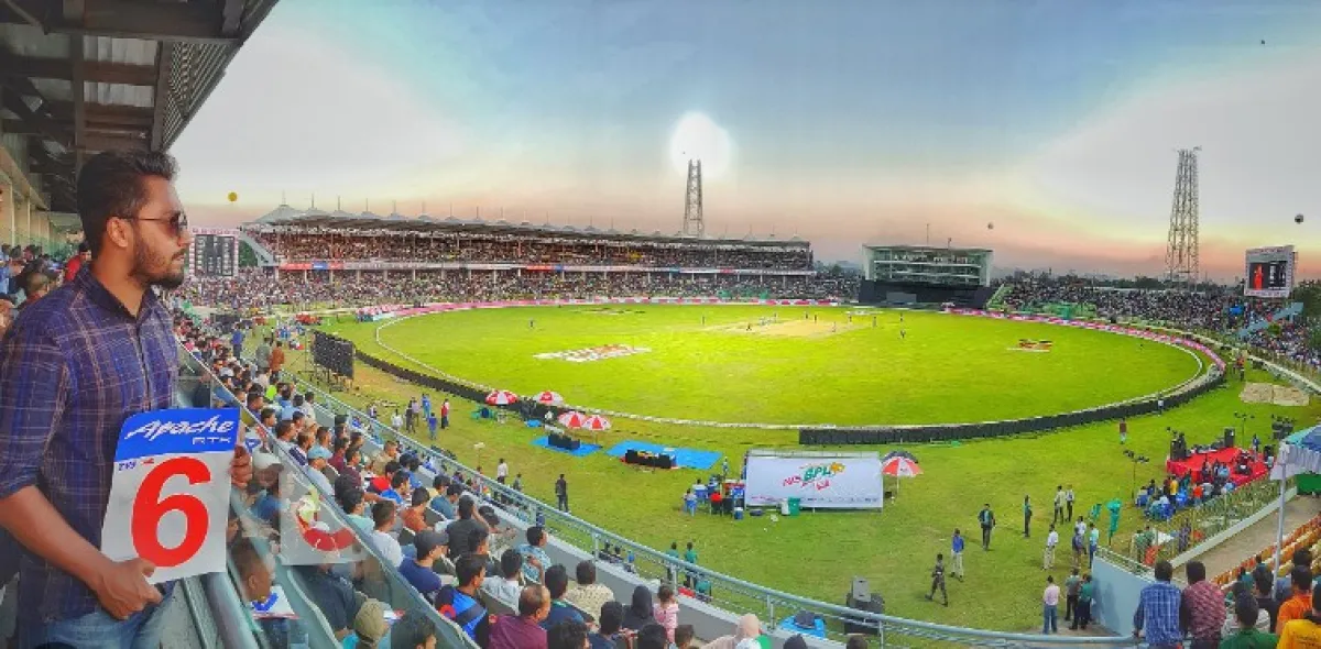গ্যালারি পূরণের জন্য যে রাস্তায় হাটলো ভারত