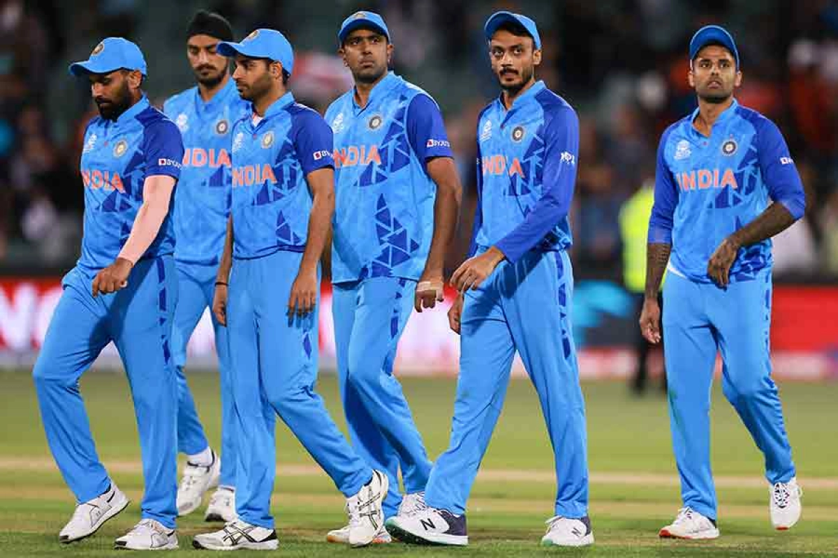 বিশ্বকাপের মাঝেই ভারতীয় ক্রিকেটার নিষিদ্ধ জালিয়াতির অভিযোগে