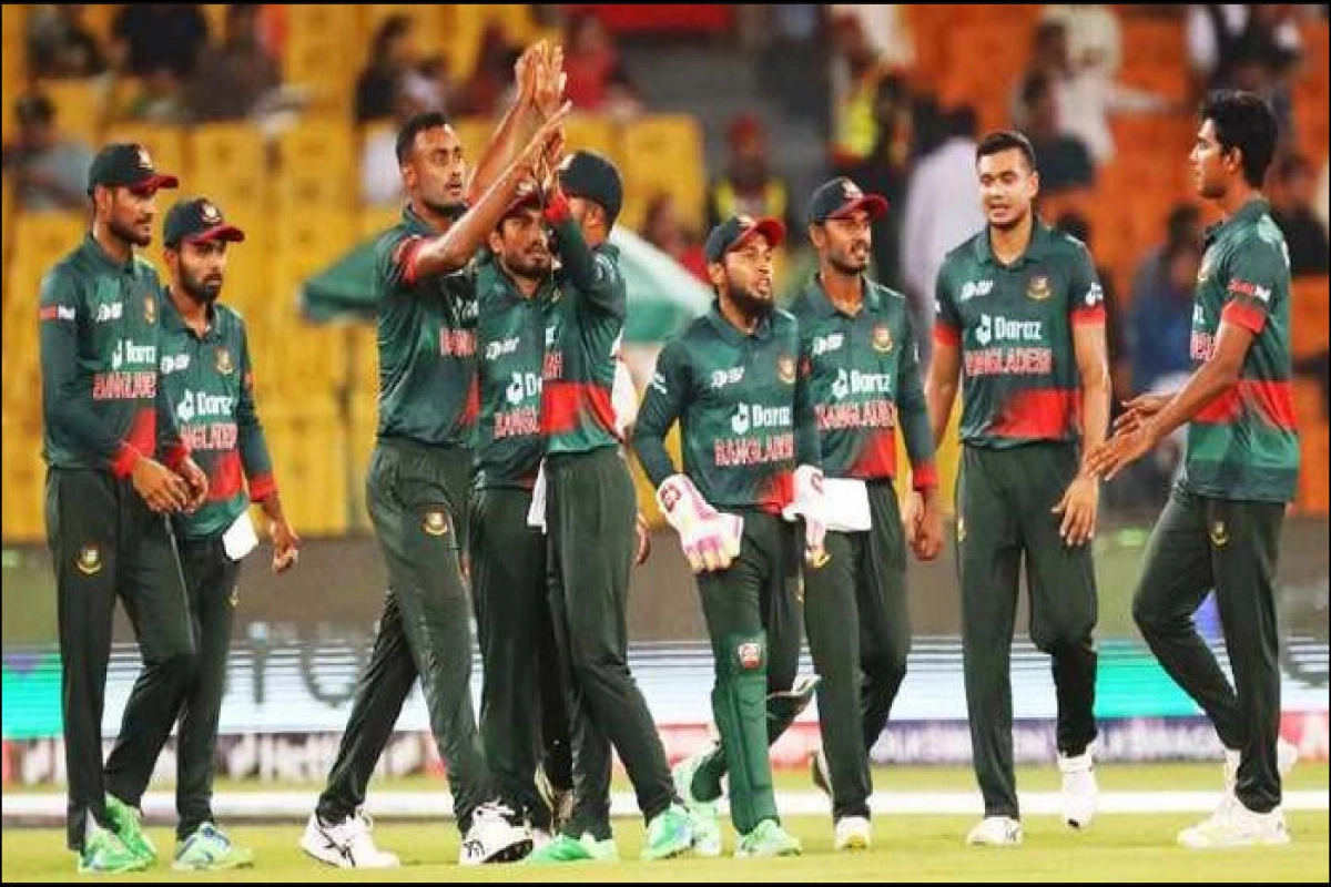 বাংলাদেশকে নিয়ে অবিশ্বাস্য মন্তব্য করলেন পাক সাবেক তারকা