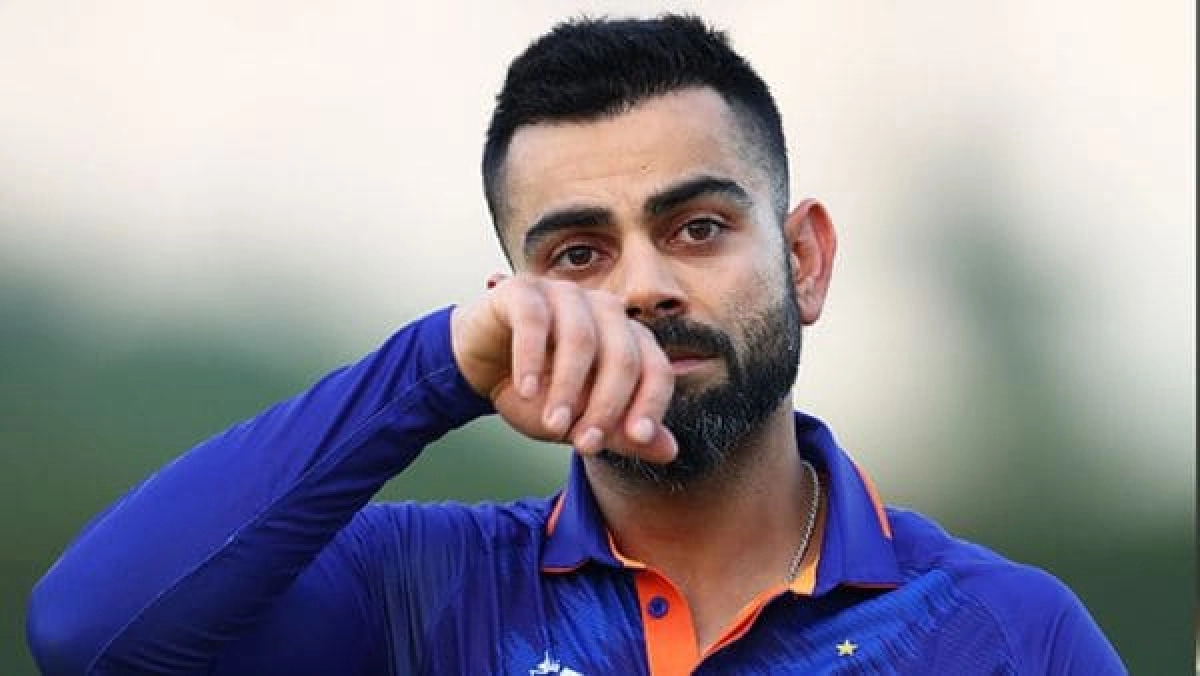 বিশ্বকাপের মাঝেই কোচ সংকটে বিরাট কোহলির দল