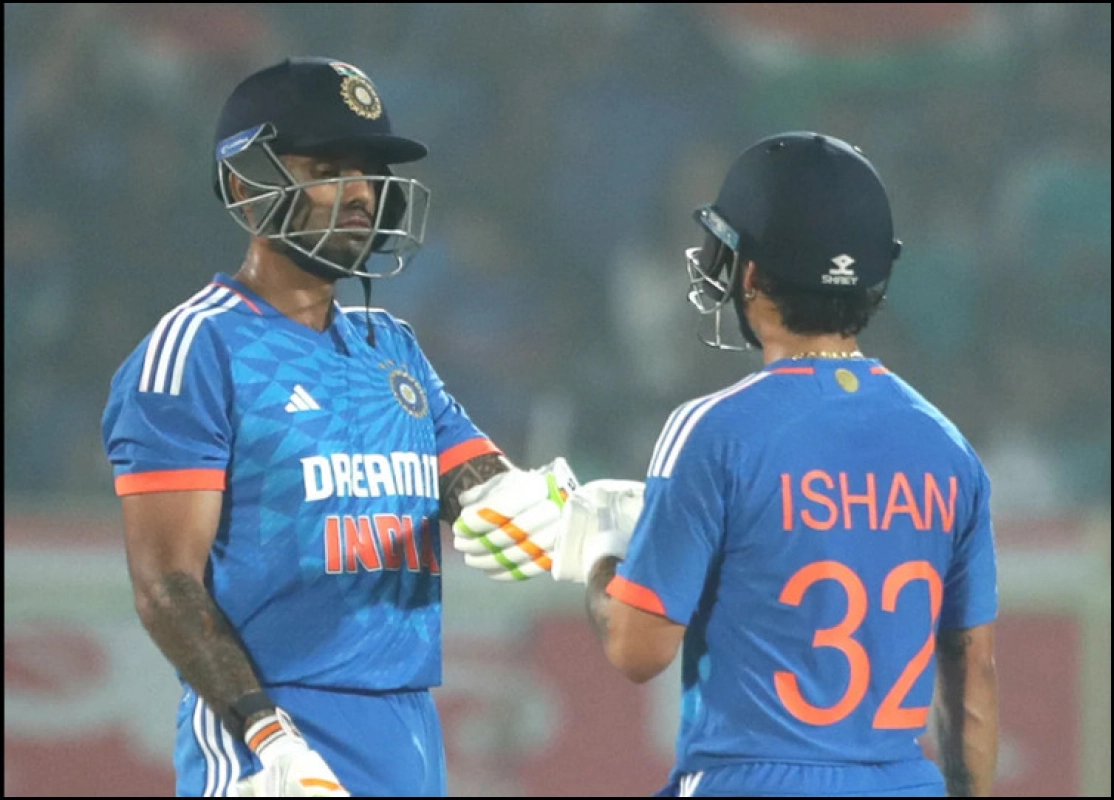 চরম উত্তেজনায় শেষ হল অস্ট্রেলিয়া-ভারতের মধ্যে প্রথম টি-টোয়েন্টি, জেনে নিন ফলাফল