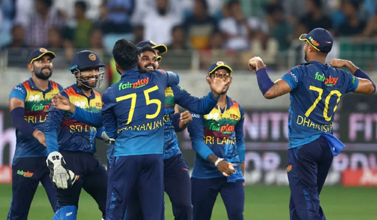 বোর্ডকে বরখাস্ত করা মন্ত্রীকে অবশেষে বরখাস্ত করলো রাষ্ট্রপতি