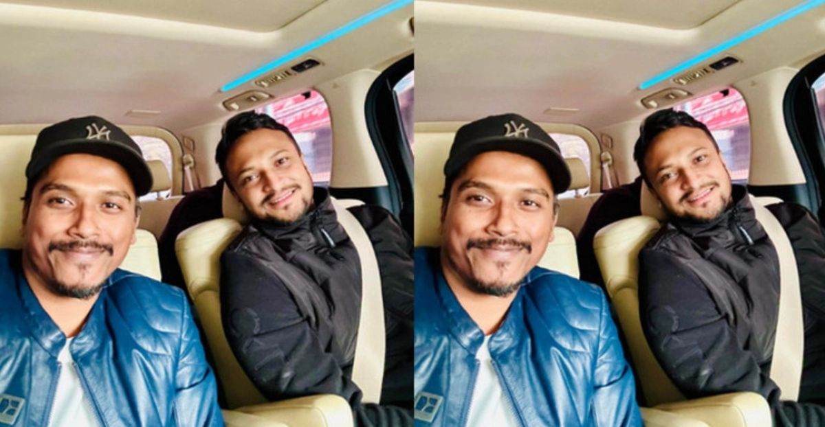 বিজয় দিবসে নিজ গ্রামের বাড়িতে শাকিব আল হাসান
