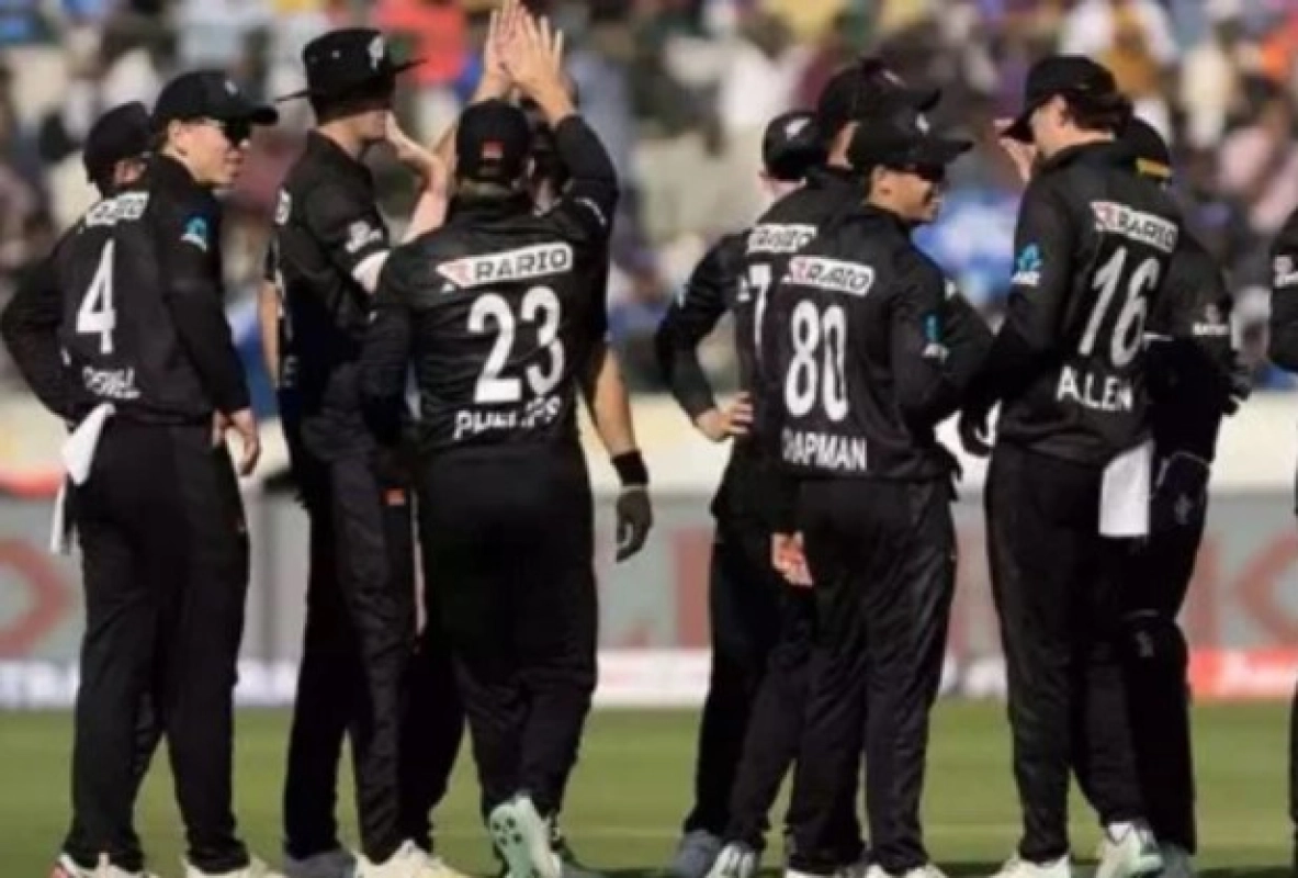 বাংলাদেশের বিপক্ষে ১৩ সদস্যের এই দলে একাধিক পরিবর্তন আনলো কিউইরা