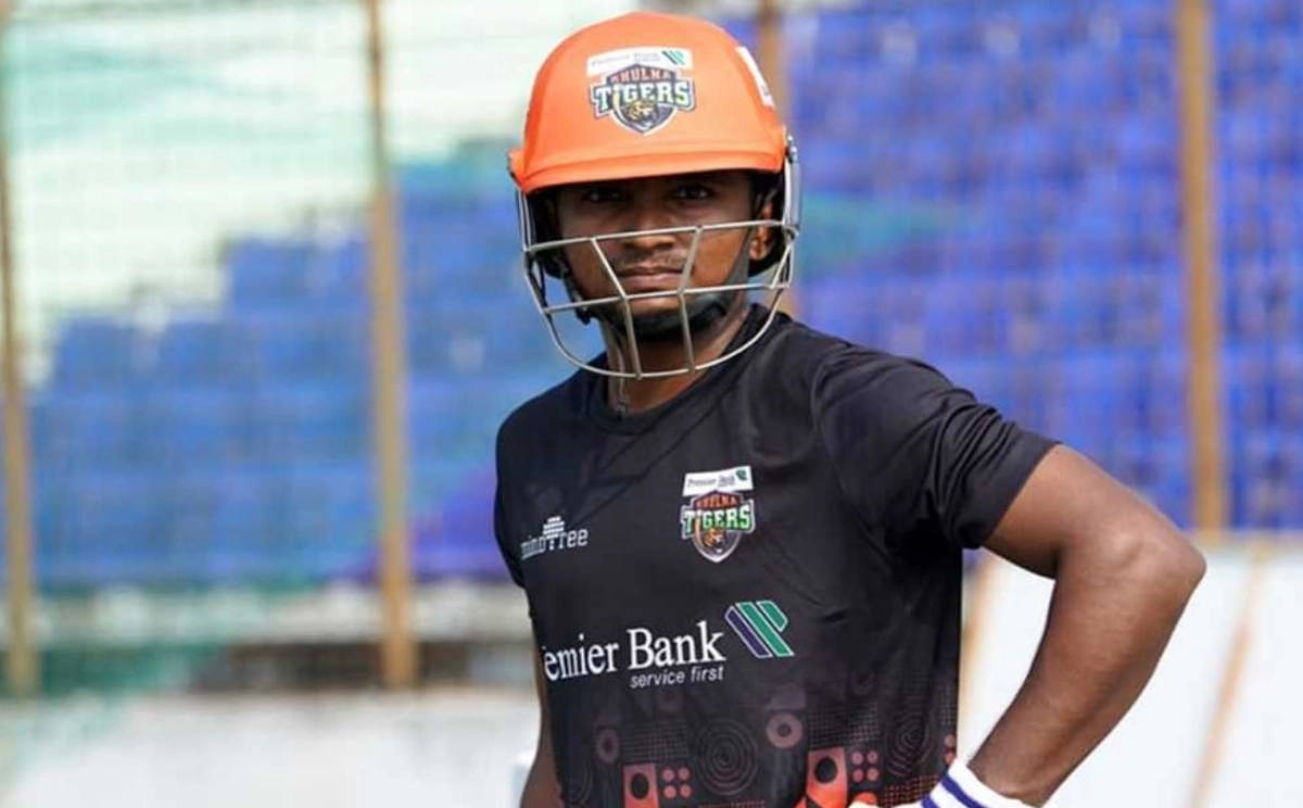 সাত বছর পর মুর্তজার সেই রেকর্ড ভেঙে দ্রুততম সেঞ্চুরির রেকর্ড গড়লেন নতুন এই ক্রিকেটার