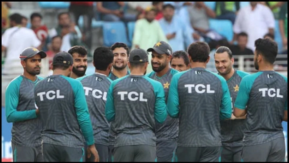 বিগ ব্যাশ খেলা বাদে পাকিস্তান দলে ফিরলেন তারকা ক্রিকেটার