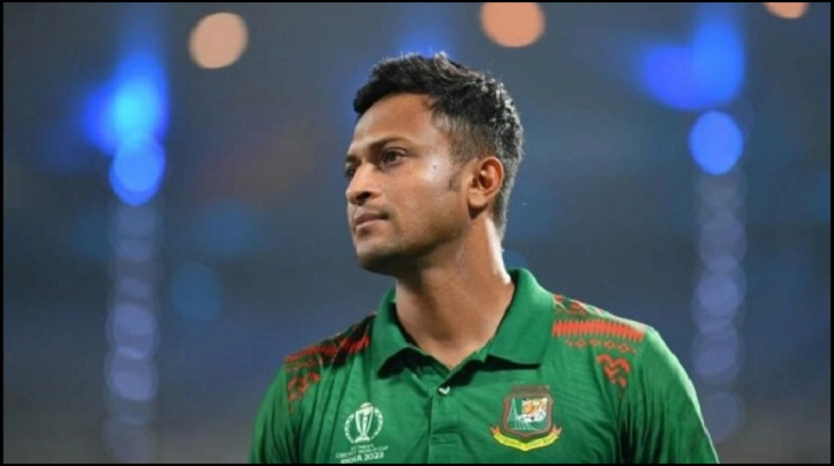 আকাশ চোপড়ার বর্ষসেরা ওয়ানডে দলে জায়গা পেলেন সাকিব
