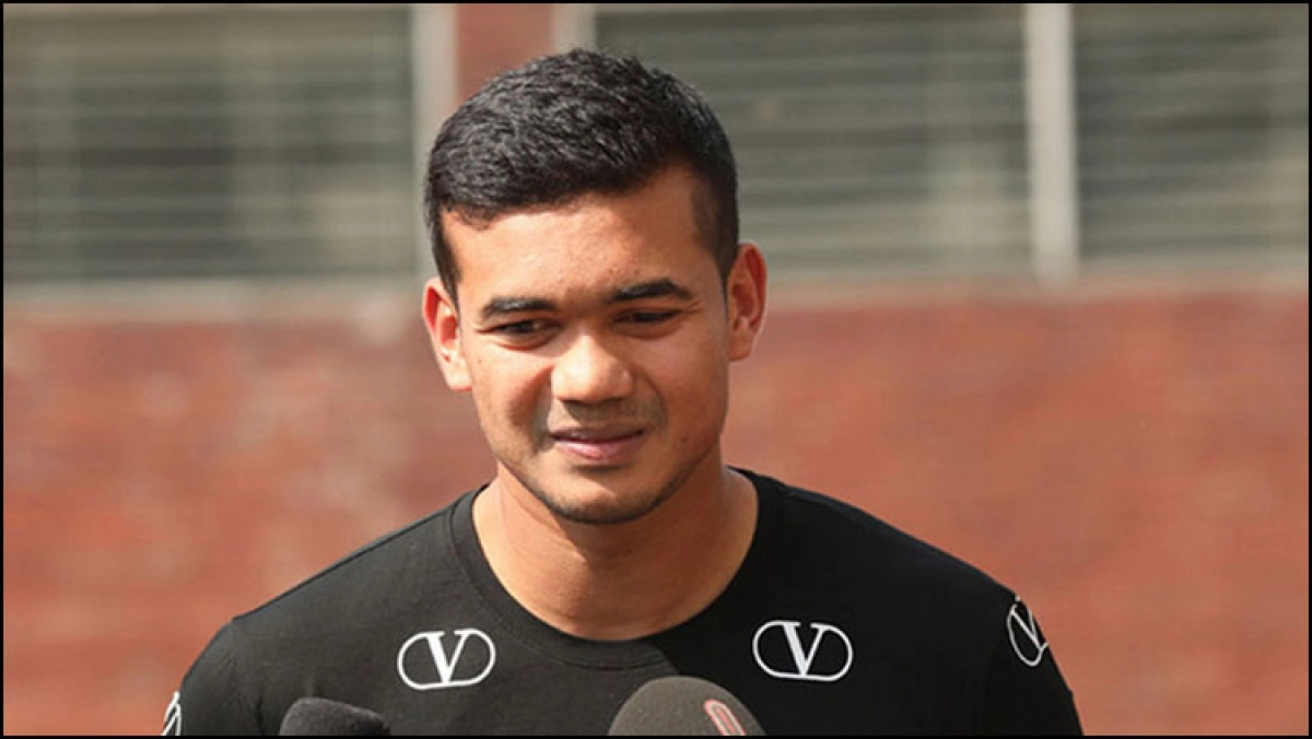 আইপিএল খেলতে না পেয়ে মাথায় হাত তাসকিনের