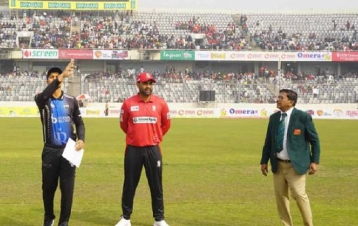 এইমাত্র শেষ হলো বরিশাল-রংপুর ম্যাচের টস, দেখে নিন দুই দলের একাদশ